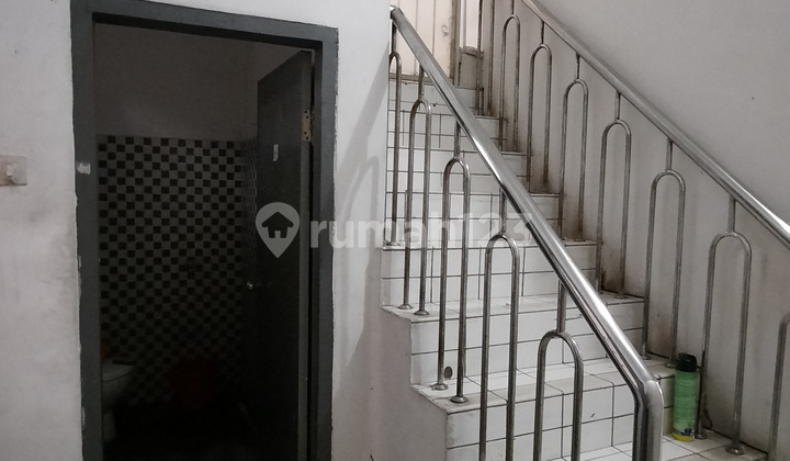 Disewakan Ruang Usaha area Panglima Polim 8