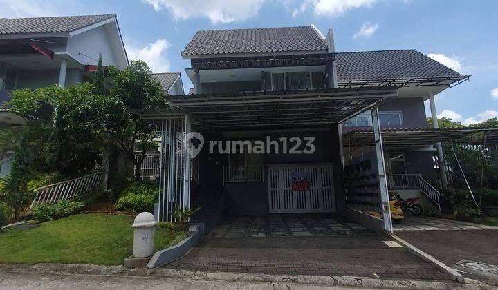 Rumah 2 Lantai Sentul City 1