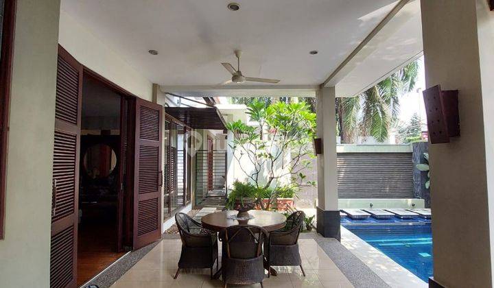 Rumah 2 Lantai di Jl. Ampera III 2