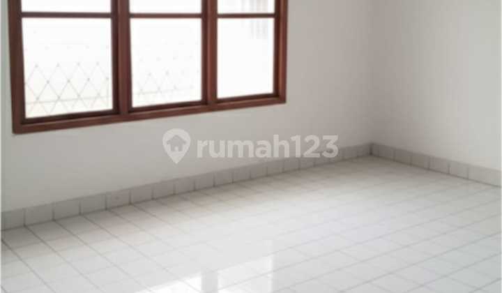 Palatehan Shop House - Strategic Location 2