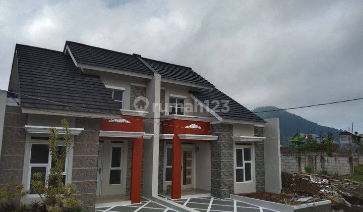 3,4 Km Istana Cipanas. Rumah Villa Sejuk Strategis Bisa Kpr. 4