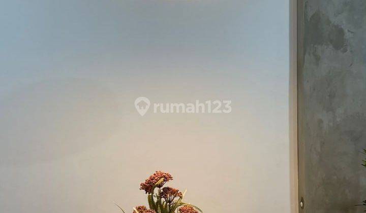 Siap Huni Fully Furnished Hanya 1,4 Km Stasiun Jurangmangu. 8