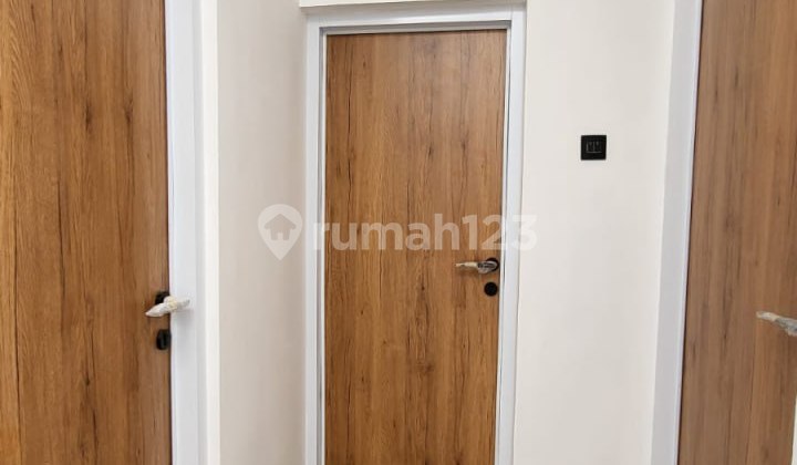 Siap Huni Fully Furnished Hanya 1,4 Km Stasiun Jurangmangu. 13