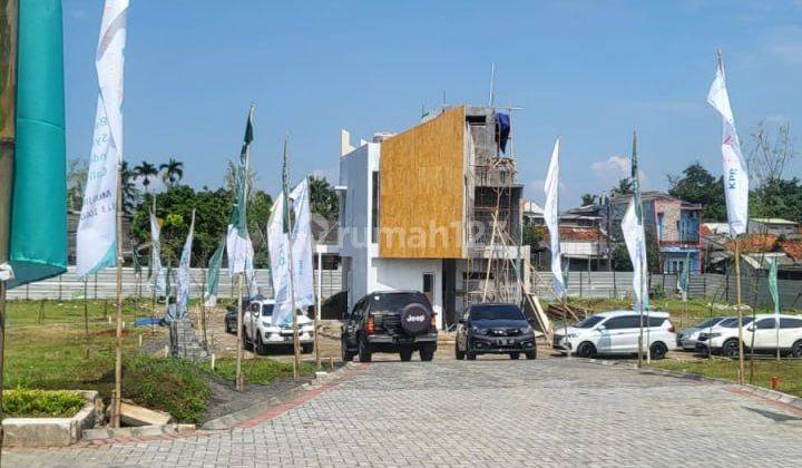 Siap Huni Fully Furnished Hanya 1,4 Km Stasiun Jurangmangu. 26