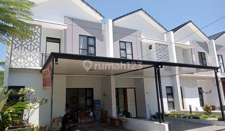 Rumah Rasa Villa Bandung Ngamprah Tol Dan Stasiun Padalarang. 2