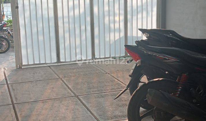 Dijual rumah kost 16 Kamar di Jakarta Timur Omset 27JT 9