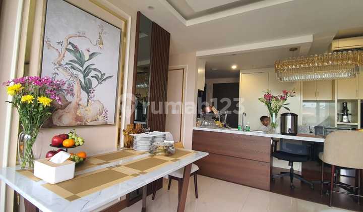 3 Bedroom Apartment in Sudirman Hill Residence Nice Semi Furnished 2