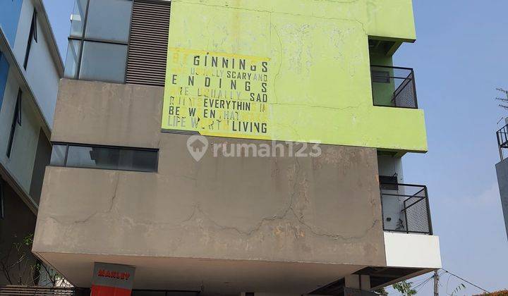 Rumah kost di di Lincoln drive dormitory 3 Lantai Bagus 1