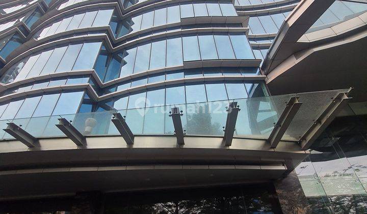 Gedung Kantor di Landmark 466 m 1