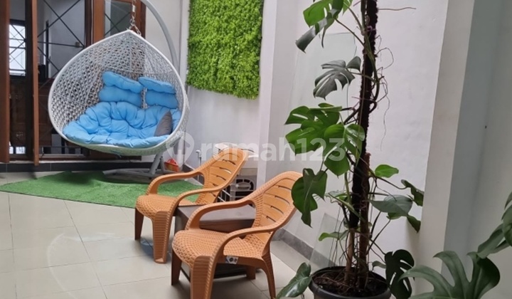 Rumah Di Daerah Mampang Prapatan Siap Huni 2