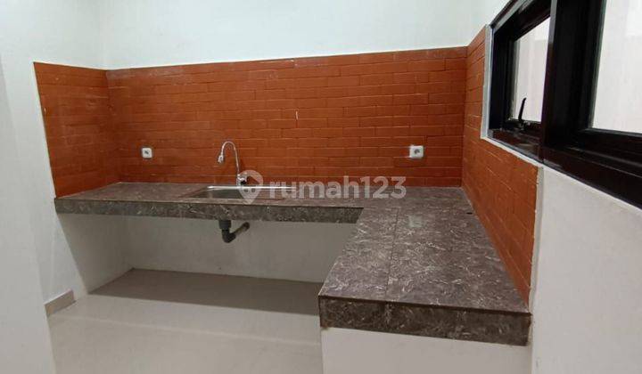 Rumah 2 Lantai Baru SHM Di Bintaro Jakarta Selatan Dekat Toll 2