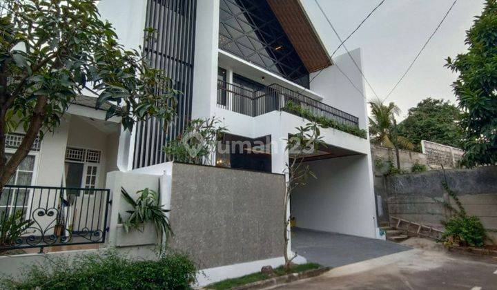 Rumah 2 Lantai Semi Furnished SHM Di Sektor 9 Bintaro Jaya Tangerang Selatan  1