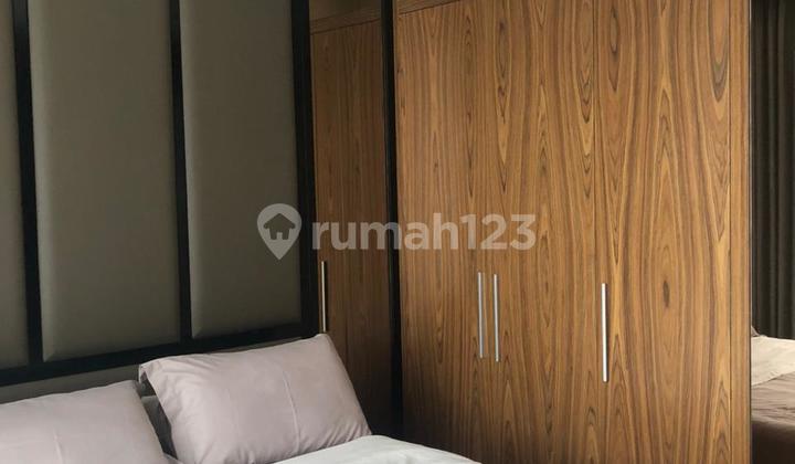 Luxury Furnished 3 Bedroom Apartment in Southills Kuningan, South Jakarta Luxury Furnished 3 Bedroom Apartment in Southills Kuningan, South Jakarta