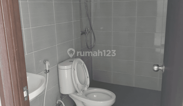 Dijual Cepat Apartemen Metro Garden Unit Kosong, Tangerang Banten 8