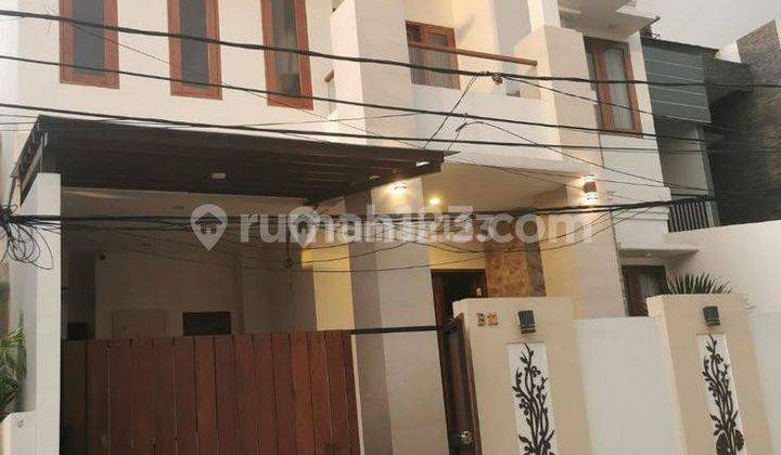 Rumah Di Perumahan Kembangan Baru Ukuran 9x15 2 Lantai Semi Furnish, Jakarta Barat 1