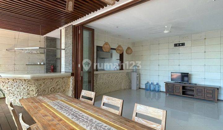 DISEWAKAN VILLA BULANAN. BISA AMBIL PER KAMAR. LOKASI JIMBARAN/UNGASAN 7