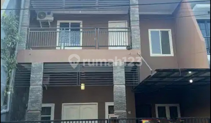 Sewa Pucang Anom Bangunan 2 Lantai Semi Furnish Siap Huni Dekat Ngagel, Dharmawangsa, Kertajaya