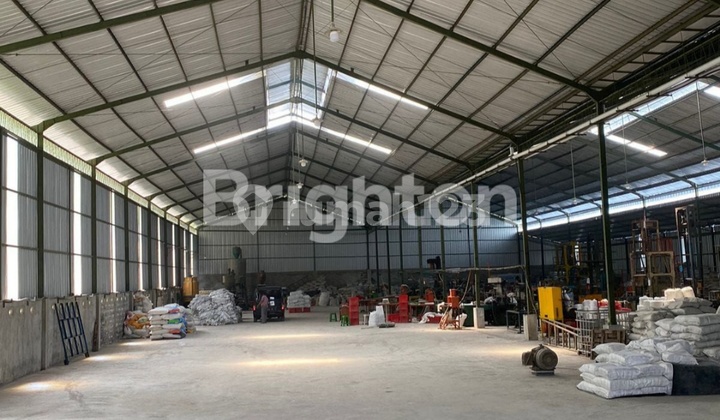 Gudang Jalan Raya Provinsi Raya Mantup-lamongan