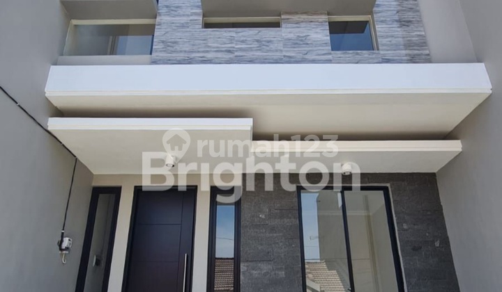 Rumah Baru 2 Lantai Modern Dekat Raya Merr 2