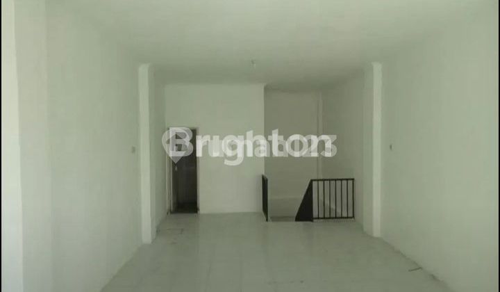 DiSewakan Ruko 3 lantai Nol Jl. GAYUNGSARI BARAT Lokasi Ramai Cocok Segala usaha 2