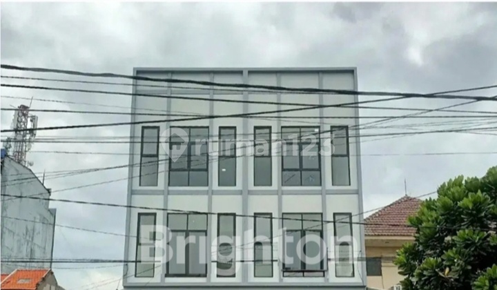 2 Jejer Ruko Baru 3 Lantai Siap Pakai Jalan Raya Pucang Anom