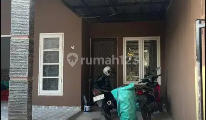 Rent Pucang Anom 2-Story Semi-Furnished Building Ready to Occupy Near Ngagel, Dharmawangsa, Kertajaya 2
