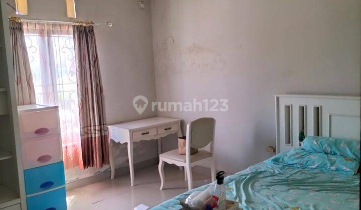 Di kontrakkan rumah pusat kota 5 menit ke living word 8