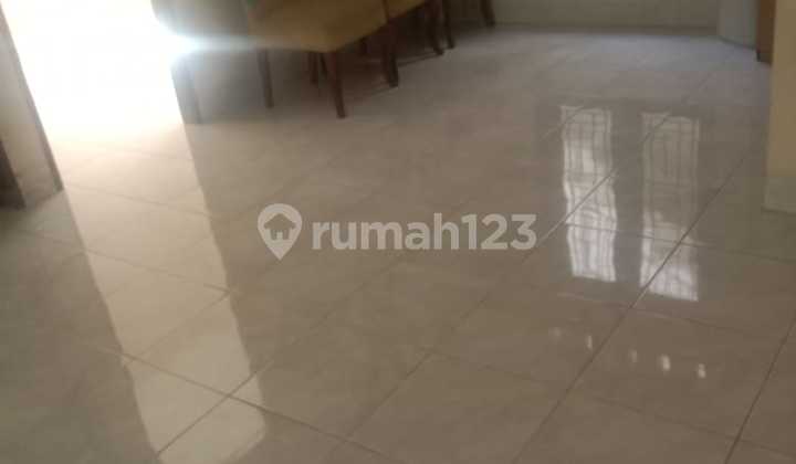 Dicsewakan Rumah Pusat Kota Mataram  1