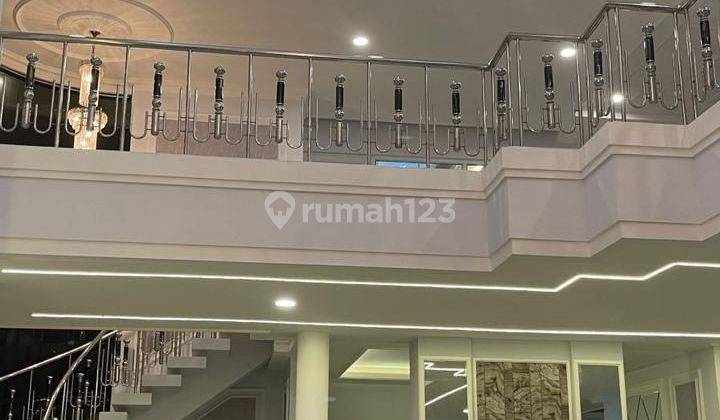 Di Jual Rumah Lantai 2 Gatot Subroto Denpasar  2