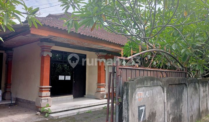 For Rent: Central City House in Karangasem, Bali, Suitable for Office and Residence