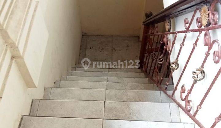 Disewakan Rumah Lantai 2 Lantai Batubulan Gianyar 2