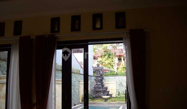 Di Jual Rumah Lantai 2 Kerobokan Badung Bali 2