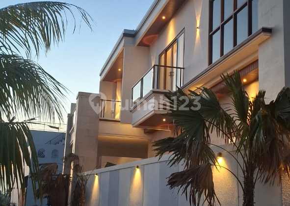 Villa Modern Lokasi Tenang,nyaman,dekat Sawah