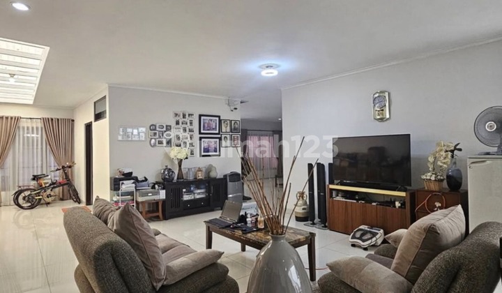 Rumah Area SENOPATI, LT.251/LB.192. 3BR. 3Bath. Harga Only 16M 2