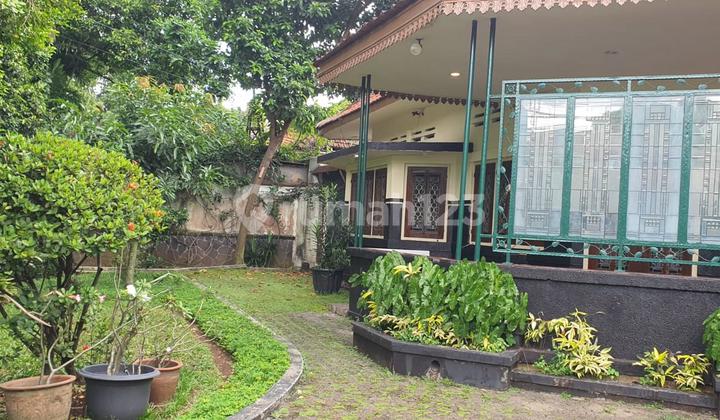 Jual Rumah di Menteng, Jakarta Pusat. LT.630/LB.300. SHM. Harga 45M! DENNIS WONG - 08522291xxxx Jual Rumah di Menteng, Jakarta Pusat. LT.630/LB.300. SHM. Harga 45M! DENNIS WONG - 08522291xxxx