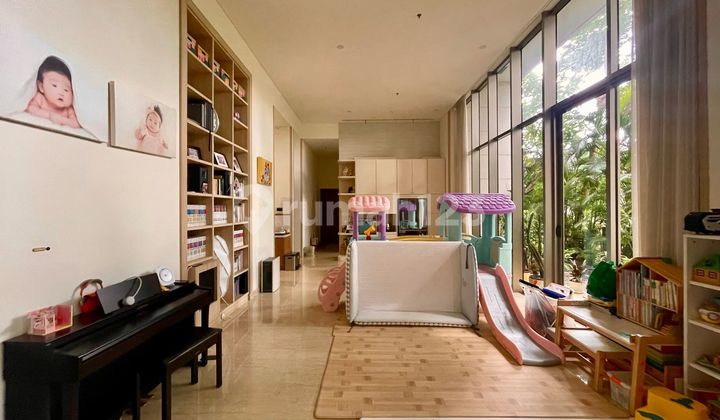 APT THE PAKUBUWONO SPRING, LANGKA, 440m2. 4BR. Harga 18,5M 2