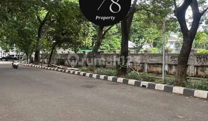 For Sale: Permata Hijau Raya Land, Land Area 2333M2, Two Road Frontages, Certificate of Ownership (SHM), Price 121.3 Billion. Dennis Wong - 08522291xxxx For Sale: Permata Hijau Raya Land, Land Area 2333M2, Two Road Frontages, Certificate of Ownership (SHM), Price 121.3 Billion. Dennis Wong - 08522291xxxx