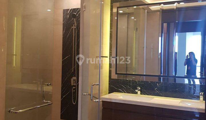 Apt Mewah Anandamaya di Sudirman. 3BR. Luas 267m2. Harga 21M 2