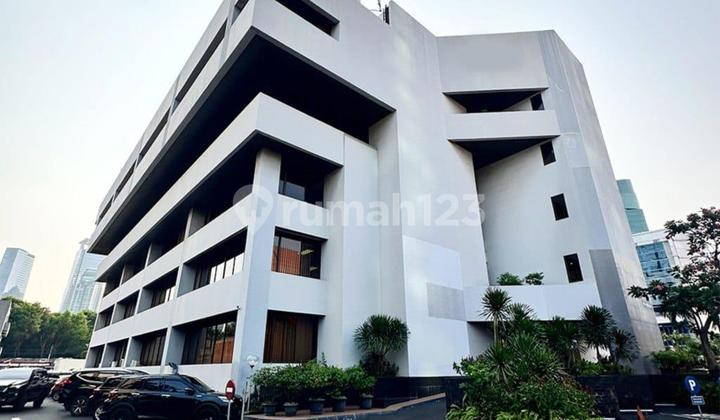 For Sale Office Building Rasuna Said Kuningan. 5 Floors. Commercial Business Zone, Land Area 6604/Building Area 10,000, Elevator, Parking for 200 Cars, Price 2 T. Dennis Wong - 08522291xxxx For Sale Office Building Rasuna Said Kuningan. 5 Floors. Commercial Business Zone, Land Area 6604/Building Area 10,000, Elevator, Parking for 200 Cars, Price 2 T. Dennis Wong - 08522291xxxx