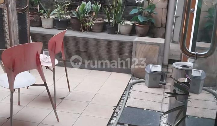 RUMAH LAMA @KEBAYORAN BARU, LT 400m2, HARGA 58M (nego)