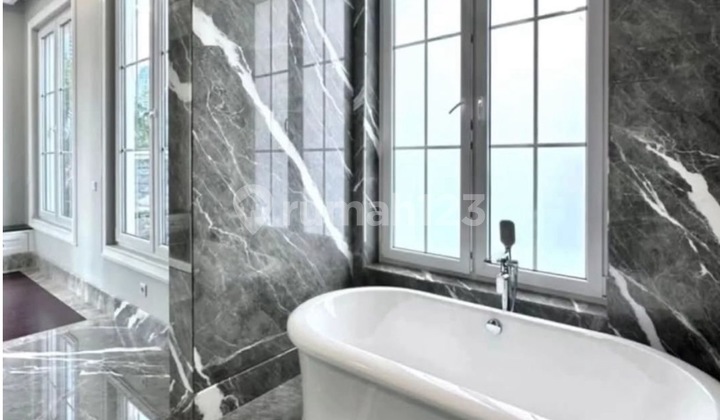 Jual Rumah Mewah MENTENG. LT.879/LB.1000. 2 Lantai. 5BR. 5Bath. Harga 100M! DENNIS WONG - 08522291xxxx 2