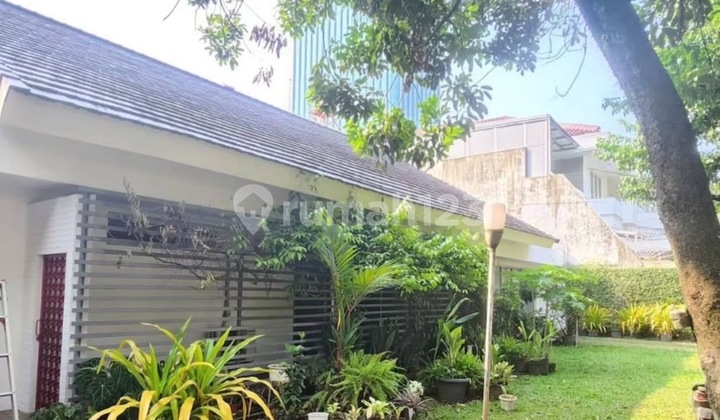 TURUN HARGA RUMAH JL WIJAYA KEB BARU LT 558, LB 350m2, harga 35M