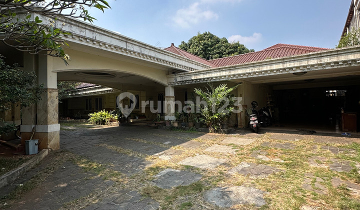 Rumah Mewah MENTENG. LT.1405/LB.1200. 5BR. 5Bath. Harga 140M 2