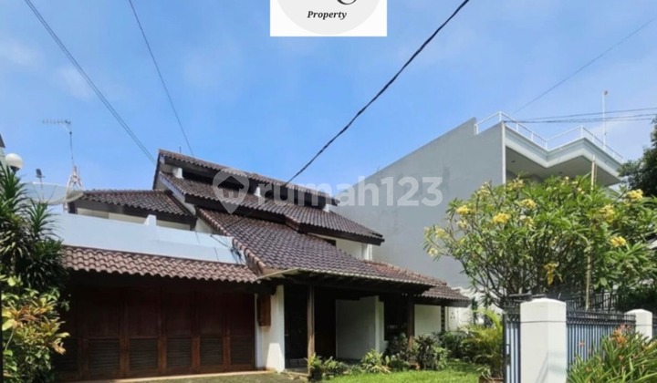 RUMAH area SENOPATI, KEBAYORAN BARU, LT.368/LB.366. Harga 24M