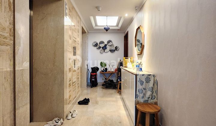 Jual Apartemen District 8. Senopati. 3BR. Luas 179 m2. Harga 12M! DENNIS WONG - 08522291xxxx 2