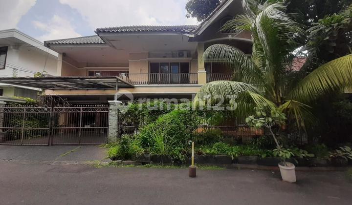 Rumah Tulodong Bawah. Lt.408/Lb.300. 7Br. Shgb. Harga 25M Rumah Tulodong Bawah. Lt.408/Lb.300. 7Br. Shgb. Harga 25M