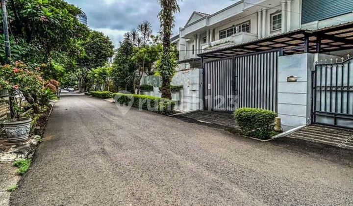 Rumah Mewah Kuningan. LT.509/LB.650. 4BR. 4Bath. SHM. Harga 34M.