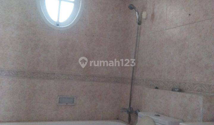 Rumah 2 Lantai Bagus, Rapih Dan Siap Huni di Legenda Wisata 4