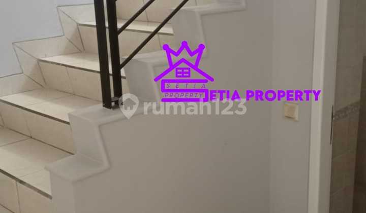 Rumah 2 Lantai Bagus, Rapih Dan Siap Huni di Legenda Wisata 18