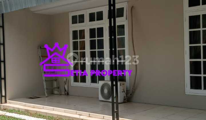 Rumah 2 Lantai Bagus, Rapih Dan Siap Huni di Legenda Wisata 2